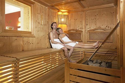 Moarhof Hotel 4*